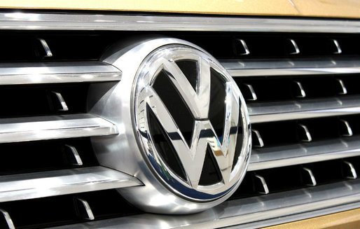 Volkswagen: Alte 43.000 de mașini noi înregistrează un nivel "neverosimil" al dioxidului de carbon