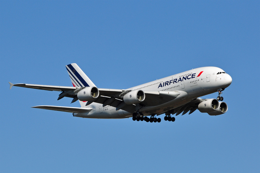 Șeful Air France spune că dispozitivul găsit la bordul avionului 463 e o bombă falsă