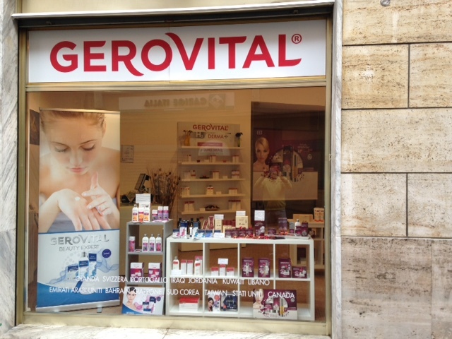Farmec a vândut cosmetice de peste un milion euro prin magazinul online