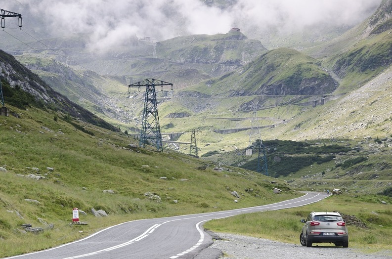 Se redeschide circulația rutieră pe Transfăgărășan, spre Cabana Bâlea Cascadă