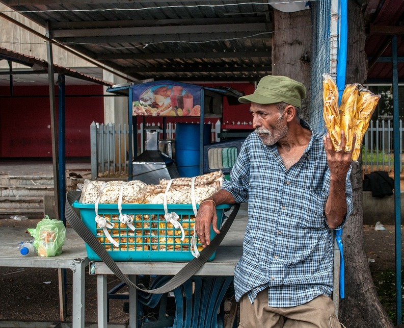 Venezuela, țara unde prețul plătit pentru făină, paste și lapte înseamnă un salariu lunar