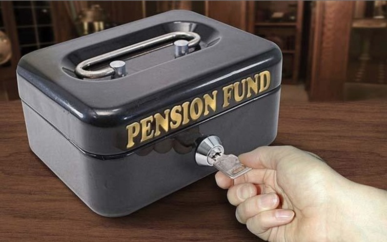 Legea care permite plata retroactivă a cotizațiilor pentru pensii pentru maximum cinci ani, promulgată de Iohannis