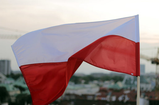 Polonia amenință că va începe să obstrucționeze afacerile curente ale Uniunii Europene și să “joace dur” la Bruxelles