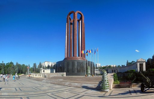 Primăria Capitalei solicită de la Guvern Mausoleul "Memorialul Eroilor Neamului” din Parcul Carol I pentru a-l reabilita și a-l deschide publicului
