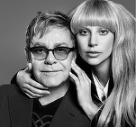 Elton John a semnat un acord cu casa de discuri Universal \