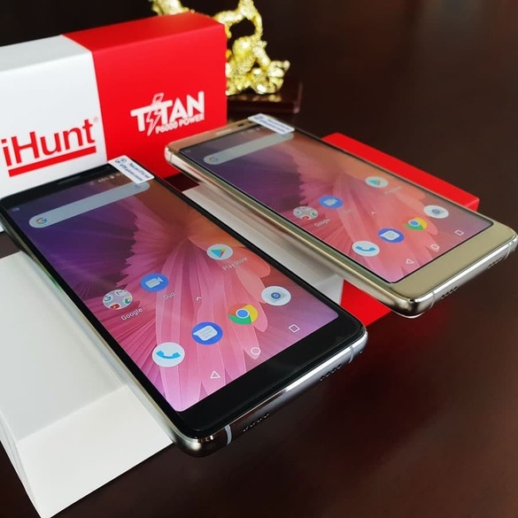 iHunt, producător român de telefoane mobile, se listează astăzi la bursă