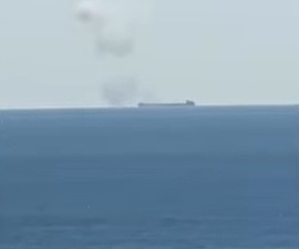 ULTIMA ORĂ VIDEO Navă lovită de dronă lângă platforma OMV Petrom chiar când Nicușor Dan se întâlnea la Cotroceni cu noua șefă OMV