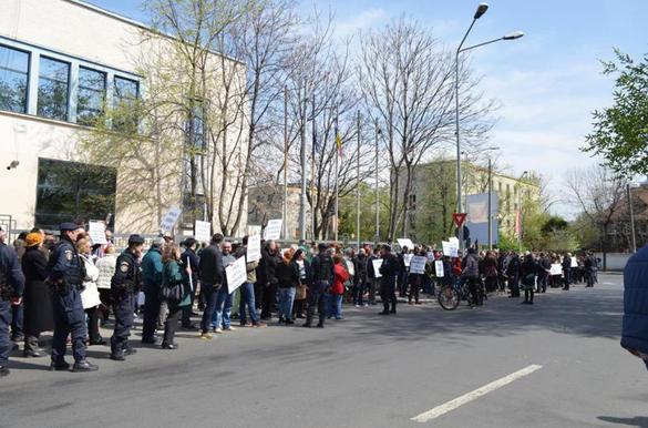 ULTIMA ORĂ FOTO Proiect imobiliar de peste 100 milioane euro, blocat de locuitorii cartierului bucureștean Floreasca. Hala Ford deschisă de nepotul lui Carol Davila devenea mall, cu modele Ford interbelice UPDATE Reacția One United Properties