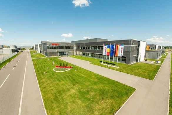 FOTO Bosch deschide o nouă hală în România, investiție de 55 milioane euro