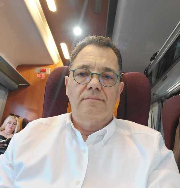 FOTO Ministrul Turismului a plecat cu trenul către litoral: O opțiune foarte bună