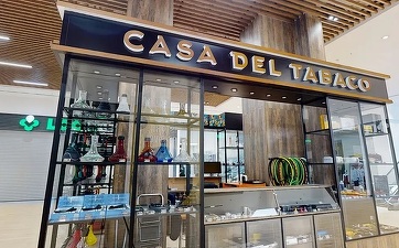 FOTO Lanțul „Casa del Tabaco” intră în România