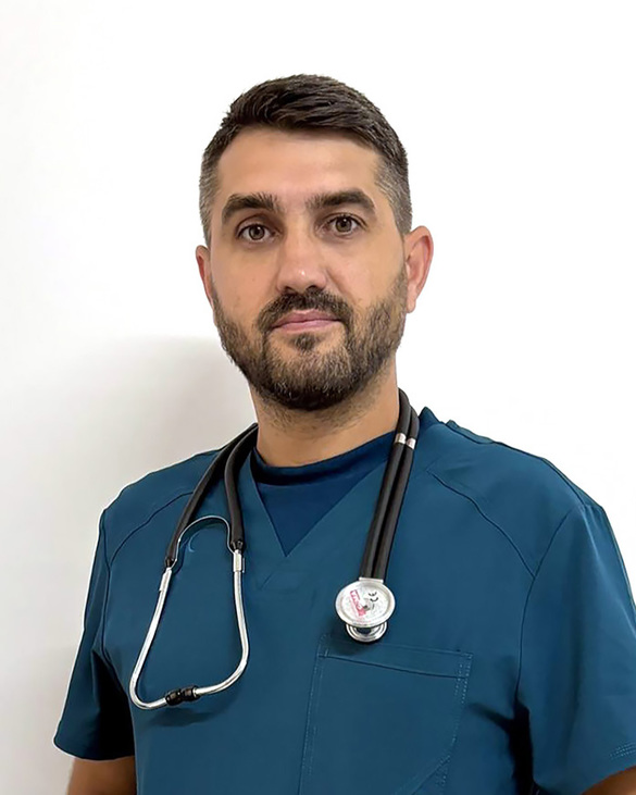 Dr. Cosmin Ribu, fondator Supervet Dr. Cosmin Ribu, fondator Supervet