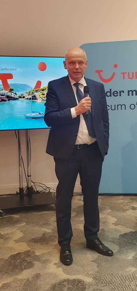 CEO TUI Group: România mai bună ca Germania la ritmul de lansare a unei firme și rate de creștere economică. Sunt profund impresionat