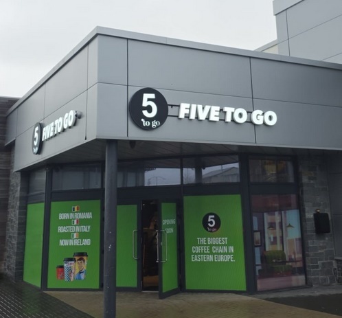 5 to go a intrat în Irlanda. Cât costă acolo o cafea FOTO