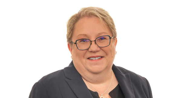 Înalți oficiali români și internaționali discută cu oameni de afaceri securitatea regională și europeană, riscul geopolitic și reziliența energetică, la The Economist Romania Government Roundtable