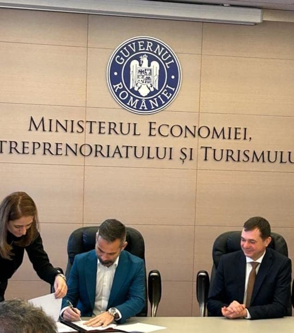 EXCLUSIV Victorie pentru cea mai mare fabrică de procesare a lânii din Europa, gândită în România: Investitorii au convins Curtea de Apel să oblige Guvernul să le dea ajutorul de stat anulat