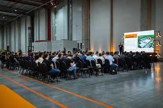 VIDEO Investiție în România. Furnizor pentru Tesla deschide un hub regional