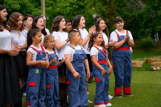 Gala BookLand premiază excelența în mediul rural, pentru al treilea an consecutiv, cu burse educaționale în valoare de 105.000 euro