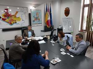 FOTO Fabrică repornită în România de miliardarul Victor Pinchuk, al doilea cel mai bogat ucrainean. Interpipe vrea să crească producția la Roman și să recruteze personal suplimentar