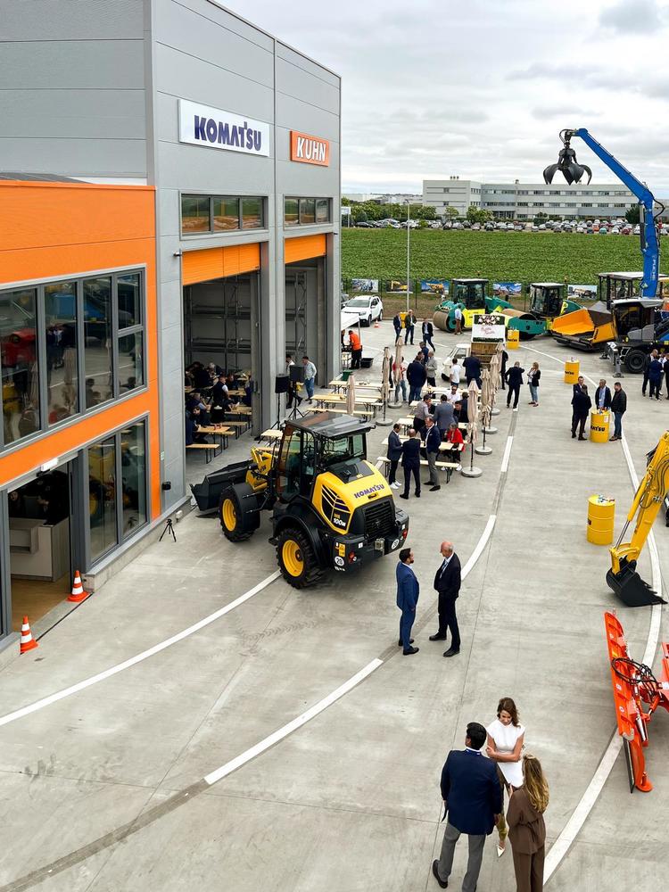 FOTO Investiție în România. Austriecii de la Kuhn au finalizat două centre regionale și extind rețeaua națională de servicii, investiții de 5 milioane de euro