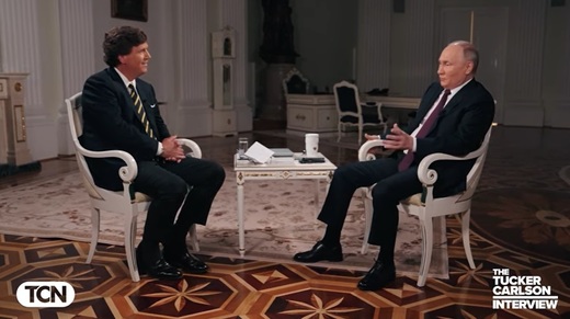 SURPRIZĂ Tucker Carlson aduce în România celebrele sale pungi cu nicotină