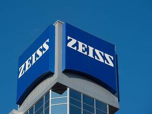 Tranzacție în România. Gigantul german ZEISS cumpără o companie din Arad