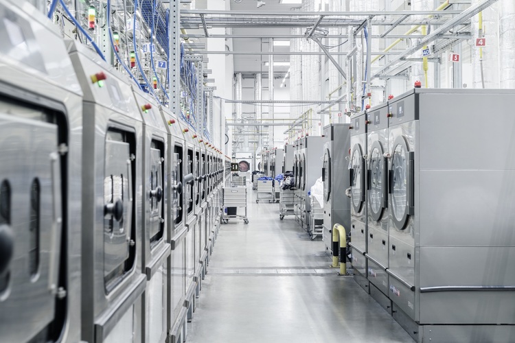 Investiție germană: CWS Workwear va deschide prima spălătorie industrială în Brașov