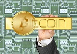 Bitcoin a depășit pentru prima oară pragul de 1.900 de dolari pe unitate