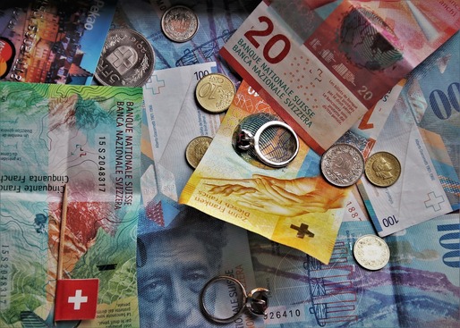 Francul elvețian, cel mai ridicat nivel față de euro din aprilie 2017