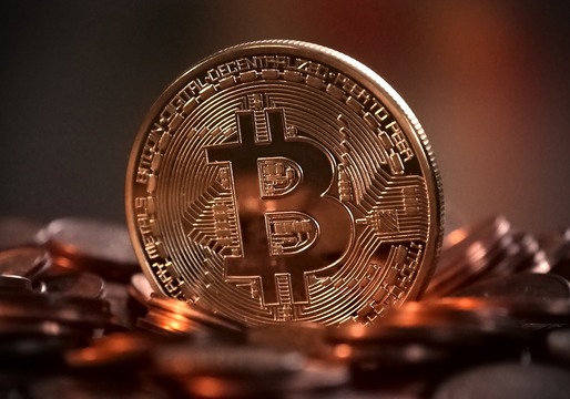 Bitcoin a crescut la peste 45.000 de dolari pe unitate, pentru prima oară din aprilie 2022