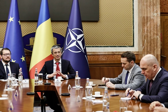 FOTO Mari investitori americani și internaționali au venit la Bolojan pentru a a vedea ce măsuri ia pentru reducerea deficitului