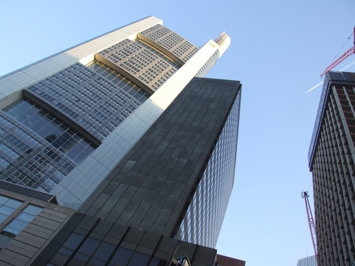 Commerzbank va da afară peste 100 de bancheri la reprezentanța sa din New York