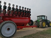 Holde Agri Invest, cu acționari redutabili, intră astăzi la tranzacționare pe bursă