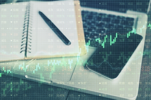 Acțiunile bancare tractează bursa și o aduc cu mai puțin de 1% sub maximul din 2007. Dinamizare a activității și pe piața de obligațiuni