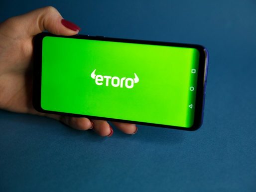 Platforma de tranzacționare eToro se listează la bursă, în cadrul unui acord de 10 miliarde dolari