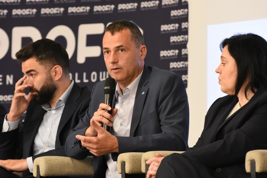 VIDEO Ionuț Lianu, CEC Bank: Cred că suntem într-un punct de inflexiune și în ceea ce privește modelele de economisire, nevoia de plasamente în investiții a persoanelor fizice. "În unele aspecte doar bursa poate să ajute" - Profit Piața de Capital.forum
