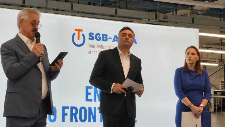 FOTO Nouă fabrică în România. Electro-Alfa deschide la Botoșani o nouă fabrică de transformatoare în parteneriat cu germanii de la SGB-SMIT Group