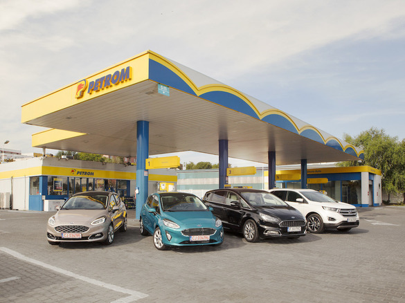 Parteneriat OMV Petrom-Ford România: Noul model Ford EcoSport va părăsi fabrica alimentat cu benzină Petrom