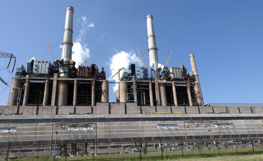 DECIZIE Guvernul a amânat închiderea a două termocentrale pe cărbune inclusiv pentru a ajuta Ucraina, după ce înăsprise discret legislația decarbonării forțat de Bruxelles