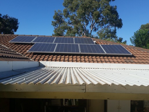 ULTIMA ORĂ O a doua firmă de instalare de panouri solare respinsă la Programul Casa Verde Fotovoltaice a dat în judecată AFM