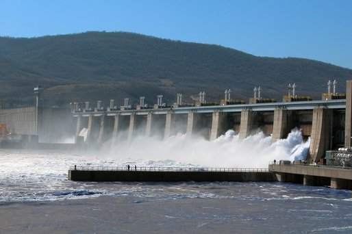 Control trimis la Hidroelectrica