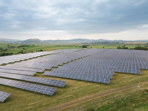 Proiectul centralei fotovoltaice construite în Sălaj de Enery obține aproape 40 milioane de euro de la UniCredit. Energia, contractată în avans de Ursus Breweries, într-un acord unic pe termen lung
