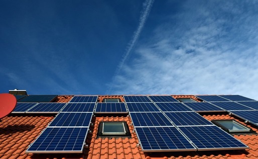 Ministerul Energiei a lansat două scheme de finanțare de peste 800 de milioane de euro pentru producția de energie regenerabilă