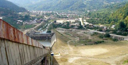 Un ONG susține că a obținut în instanță demolarea unui baraj Hidroelectrica. Ministrul Energiei: Știre falsă, nu demolăm niciun baraj!