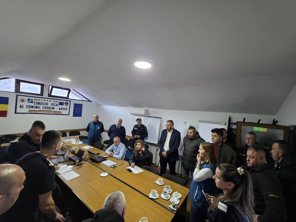 Exercițiu de deversare controlată a apei din lacul de acumulare Vidraru VIDEO&FOTO