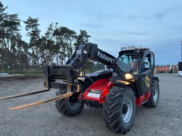 Românii ridică o centrală fotovoltaică în Germania FOTO