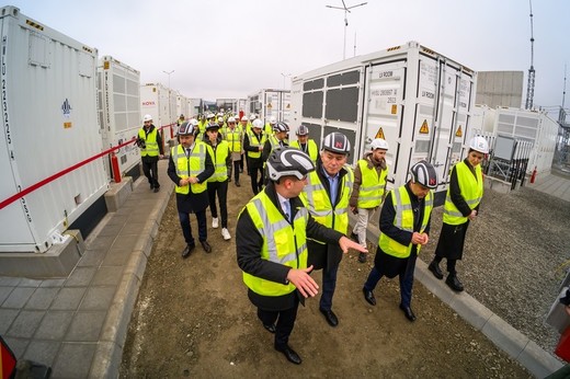 Nova Power & Gas a inaugurat la Florești cea mai mare instalație de stocare în baterii și a început lucrările la centrala pe gaz de 160 MW în ciclu combinat de la Câmpia Turzii