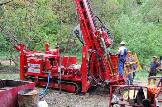 SURPRIZĂ Gigant mondial - în mineritul din România după ce a ratat Cupru Min acum 10 ani. Pachet de finanțare de 200 milioane dolari pentru proiectul aurifer din România al canadienilor Euro Sun, al doilea ca mărime din Europa