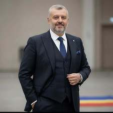 FOTO Noul secretar de stat pus de Bolojan la Ministerul Energiei este acționar minoritar și fost vicepreședinte al unui furnizor de energie falimentar, cu datorii la entități de stat