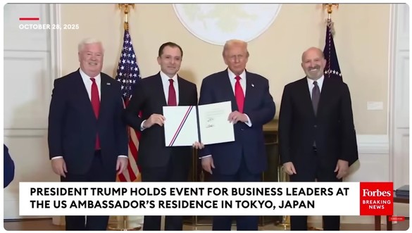 Wadie Habboush, al doilea de la stânga la dreapta, alături de ambasadorul SUA în Japonia, George Glass, președintele Donald Trump și secretarul pentru Comerț, Howard Lutnick, octombrie 2025. Sursă foto: captură YouTube, canal Forbes Breaking News Wadie Habboush, al doilea de la stânga la dreapta, alături de ambasadorul SUA în Japonia, George Glass, președintele Donald Trump și secretarul pentru Comerț, Howard Lutnick, octombrie 2025. Sursă foto: captură YouTube, canal Forbes Breaking News